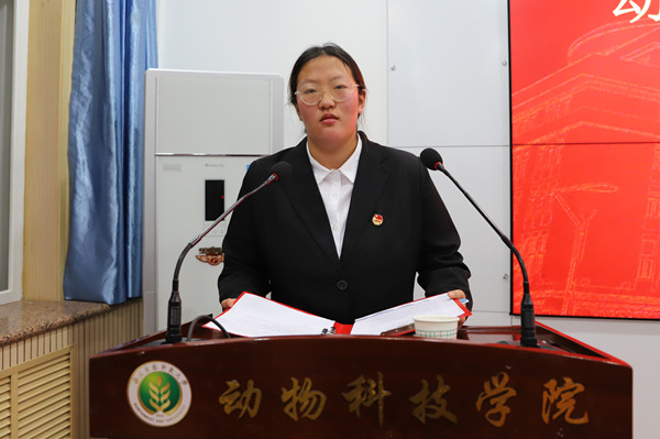 5084136ace1e40209ec992da3f202c17.jpg 陈楚发言_副本.jpg