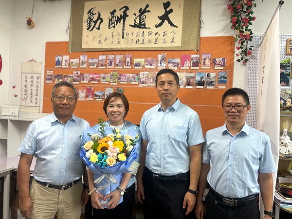 ee54628a6d9821fabd02eb6014c6cbc7.jpg
